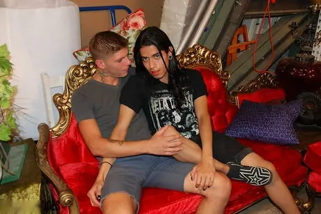 American hunk Brayden Jaymes and well-built Angel Garcia sucking and fucking