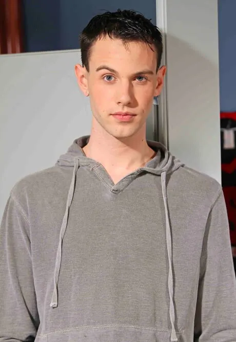 Hot twink Max Mcqueen and twink George Miles in hot homosexual scene