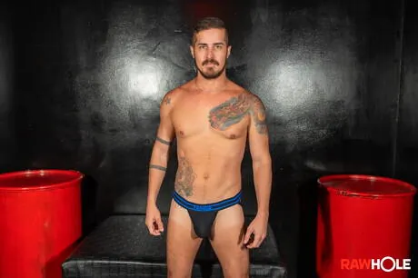 Brazilian stud Rick Paixao and Johnny Louis drilling an ass