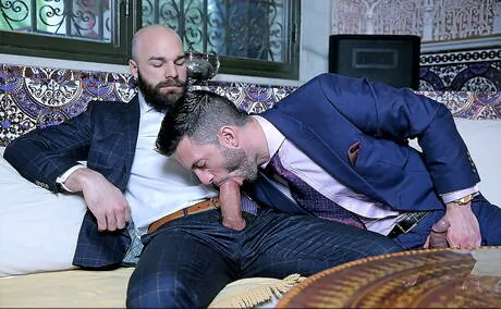Brazilian superstud Andy Star and italian mature bear Max Duro make a love