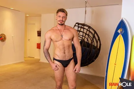 Brazilian tough guy Daniel Toro and Lucas Franfreich in hot anal sex