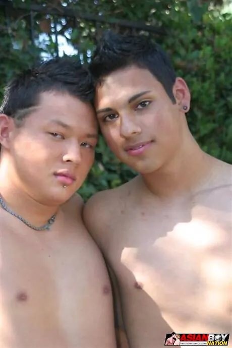 Beefcake David Fargas and hunk Westin Thalia fuck ass after sucking outdoor