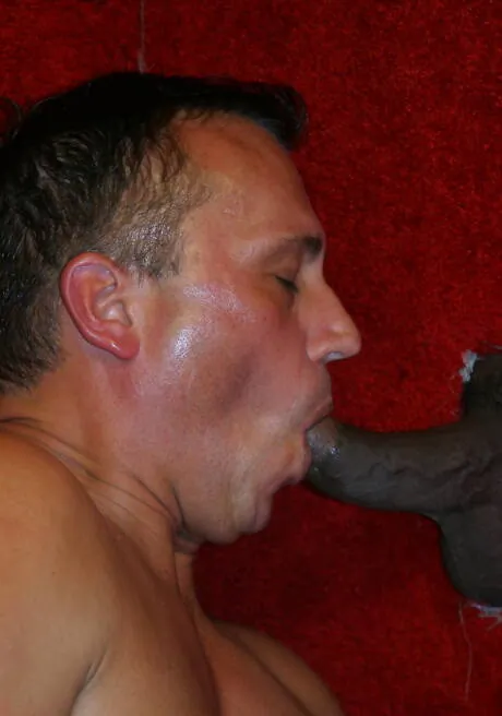 Beefcake David Thompson and black strongman Justyn Blayde in blowjob scene